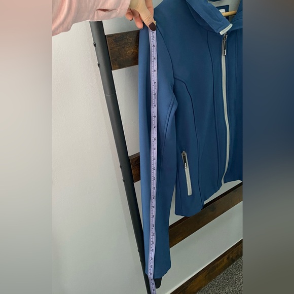 Bench Blue Jacket (measurement’s in pictures) - Picture 4 of 6